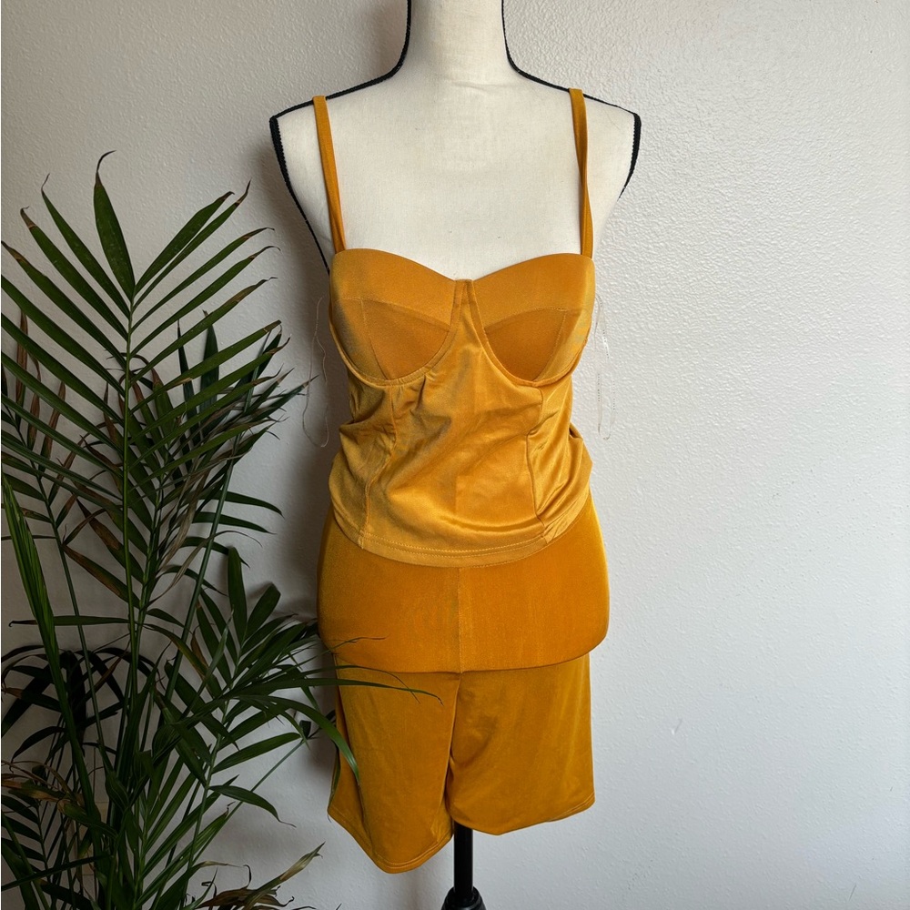 Haute monde two piece outfit large
